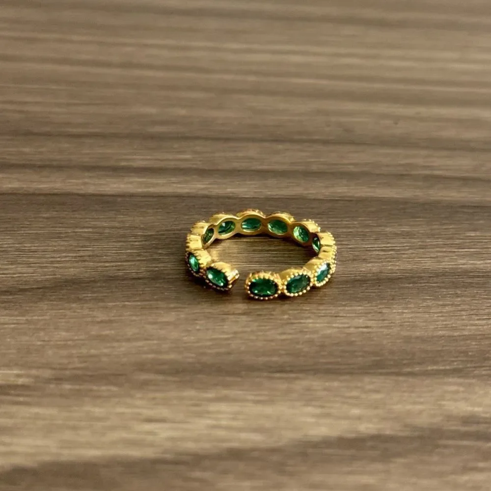 Green Gemstone Ring Q504